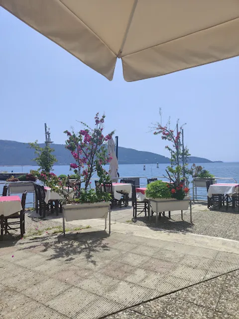 Restaurant "Αλέκος"