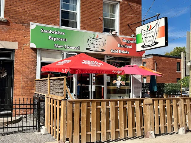 Giovanni's Snack Bar & Pizzeria