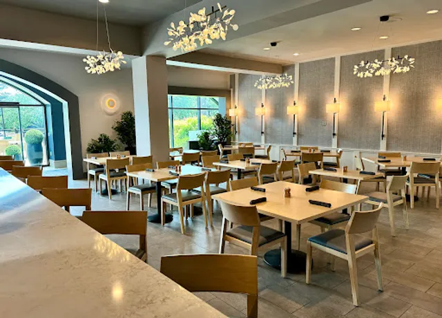 Dahlia's Restaurant & Porch