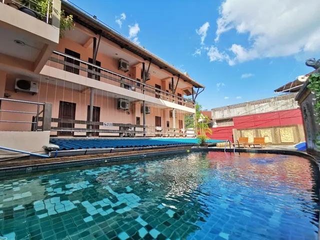 Baan Veerakit Hotel