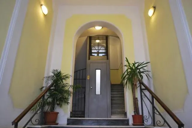 Anthony House, Anthony Floor 3 - Castro Pretorio