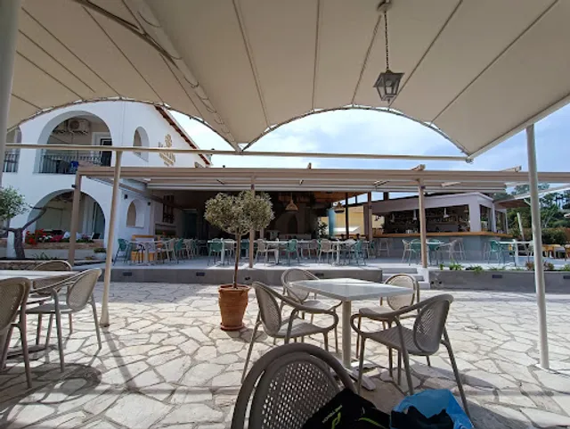Iliada Beach Restaurant