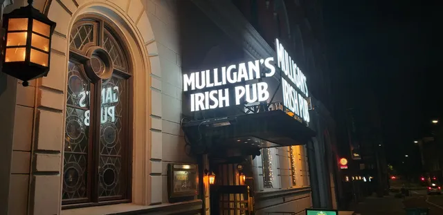 Mulligan’s Irish Pub