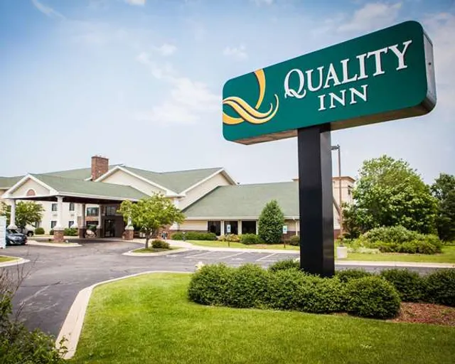 Quality Inn Bolingbrook I-55