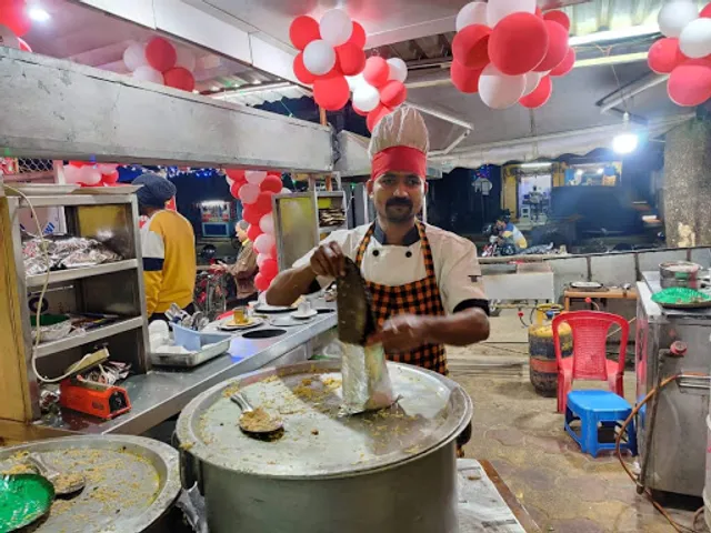 Maa Kureisuni Fastfood And Restaurant