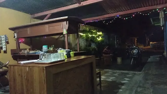 ANGKRINGAN KOPI KEBON