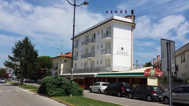HOTEL VENUS BEST PRICE