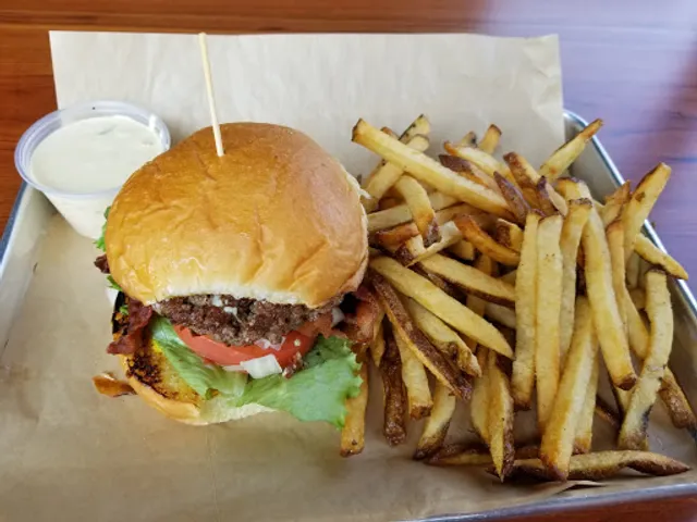 MOOYAH Burgers, Fries & Shakes