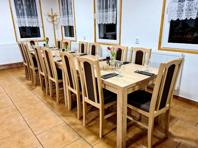 Restaurace Márty ( bývalá Restaurace Pod vlekem )