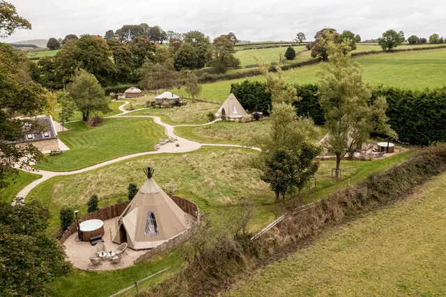 Boutique Glamping at Scaldersitch Farm