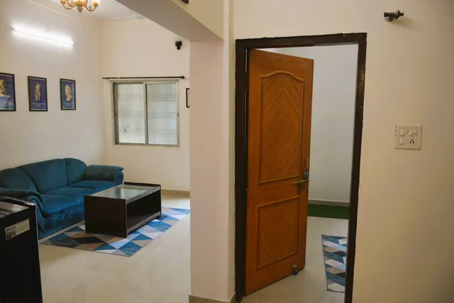 Blue Beds Homestay, 2BHK Jabalpur