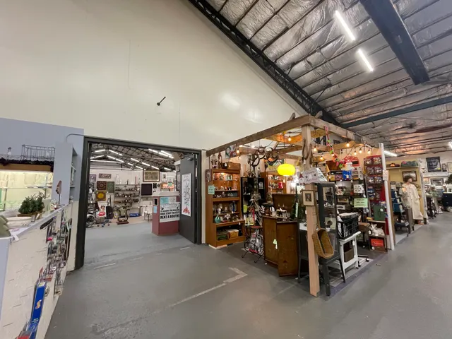 Livingston Antique Outlet