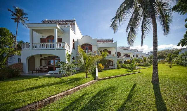 Lantana Galu - Hotel in Diani, South Coast Kenya