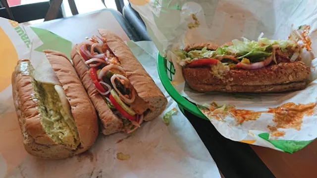 Subway Kanakia Miraroad