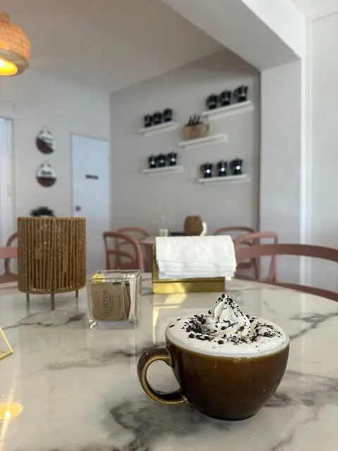 Kfé con Pan Coffee Shop