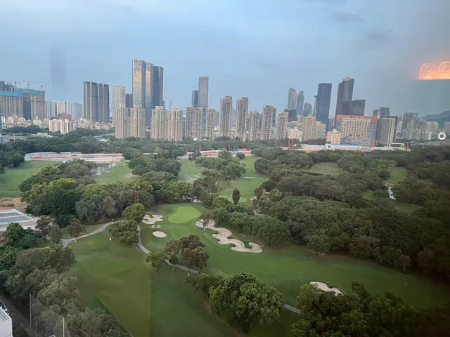 Holiday Inn Express Shenzhen Futian Center, an IHG Hotel