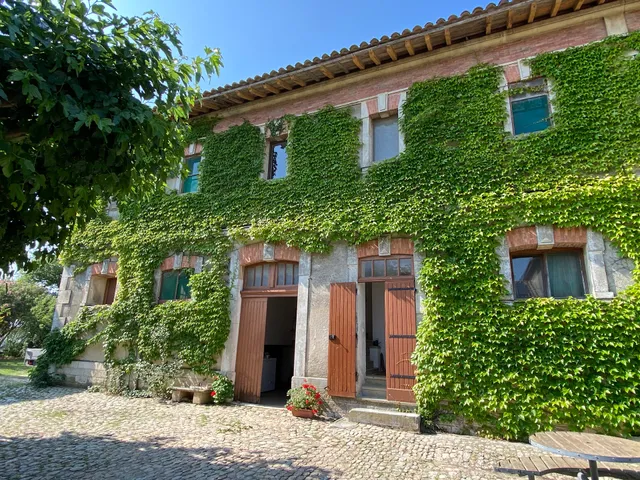 Les Pierrades en Camargue