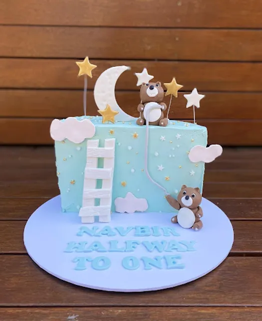 Cakes By CH | #1 Custom Cake Shop in Lucknow • Online Cake Delivery for Birthday, Engagement & Ring Ceremony