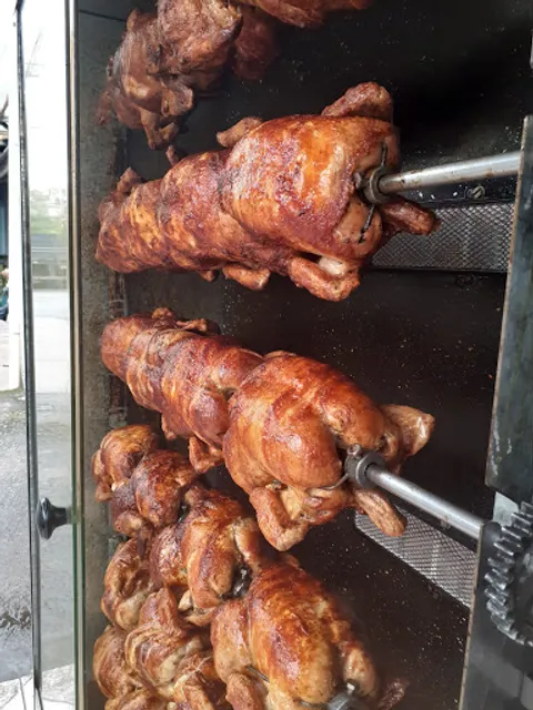Frango Assado e Alimentos Delivery