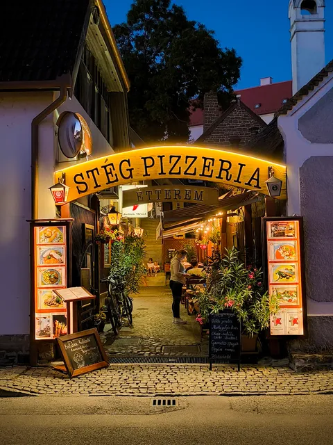 Stég Pizzéria Étterem