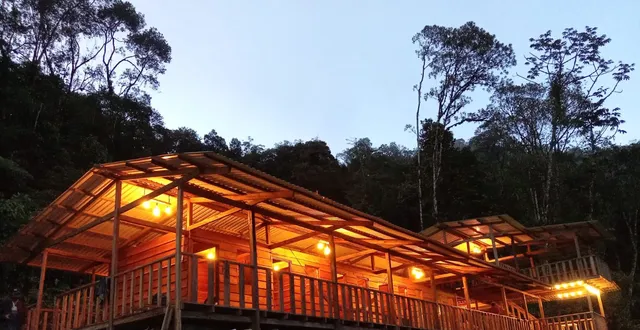 Paseo por las Nubes Birding Lodge