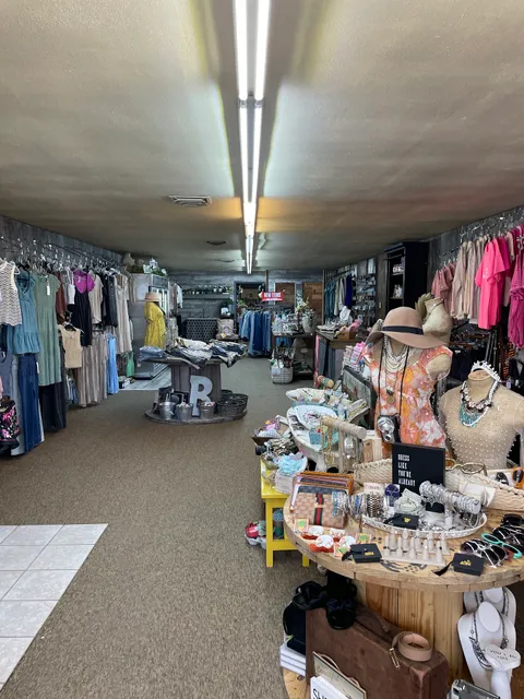 Boutique On Main & Florist