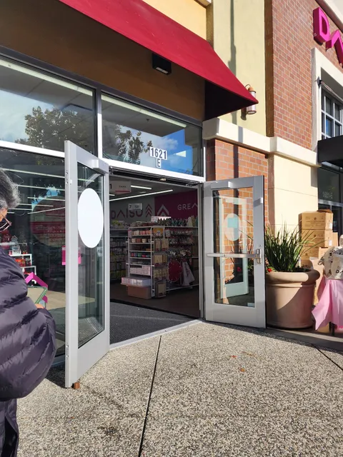 Daiso - Japanese Household Goods