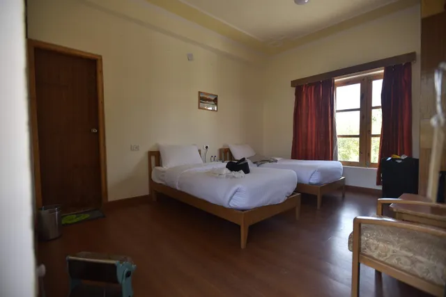 Global Family Home Resort. Mahabodhi Devachan Saboo Leh