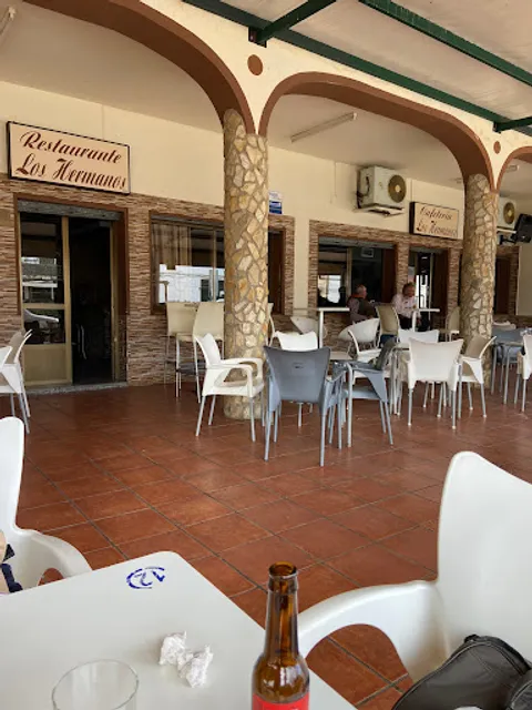 Los Hermanos Restaurante