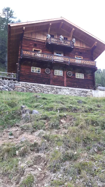 Mittergutnigg Hütte