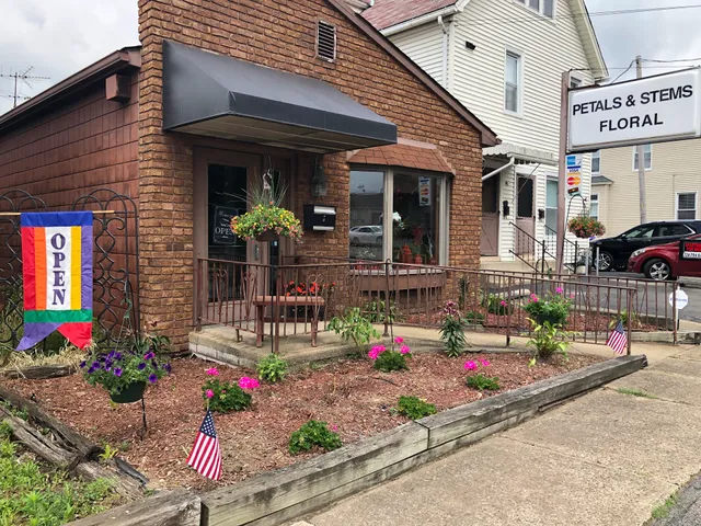 Petals & Stems Floral