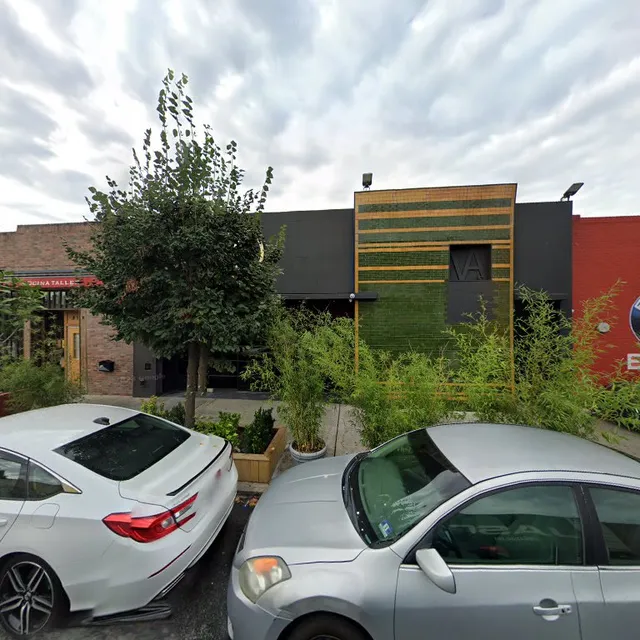 Combo Kitchen at Cocina Taller