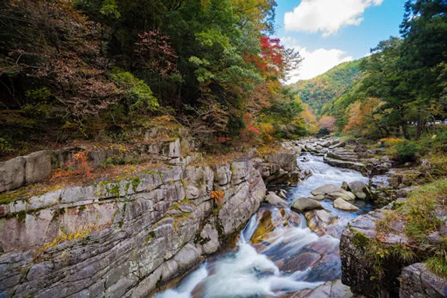 Okutsu valley 名勝 奥津渓