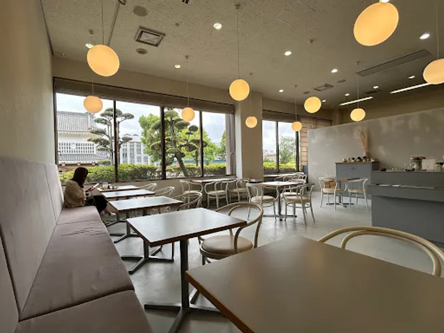 CHIN JUKAN POTTERY 喫茶室