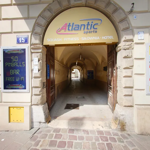 Atlantic Squash Fitness Gym Hotel