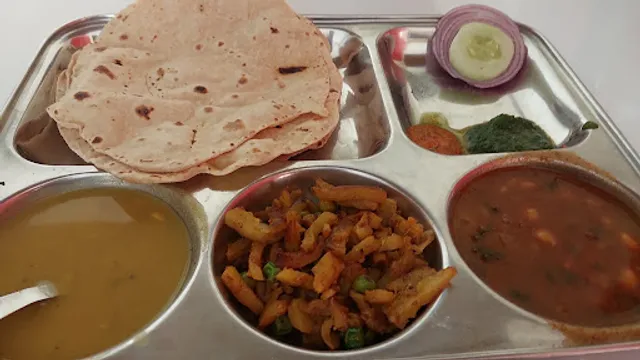 ANDE KA FUNDA UDAY KANT