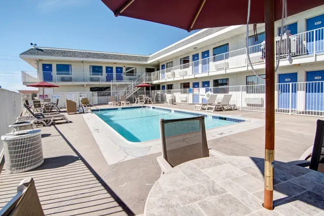 Motel 6 Euless, TX - Dallas