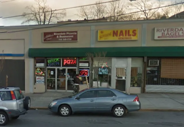 Addeo's Riverdale Pizza