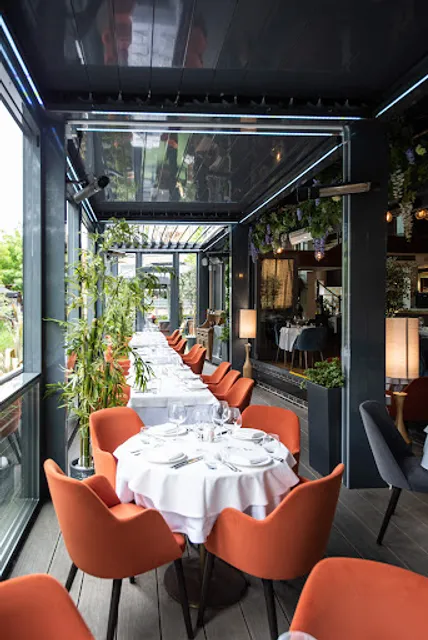 Skew Restaurant & Cocktail Bar