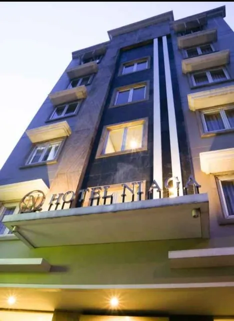 Hotel Niaga Surabaya