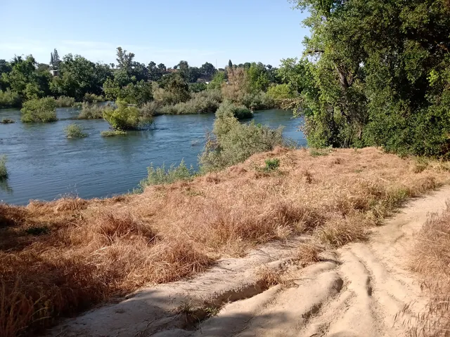 S. Reinway Park & Trailhead