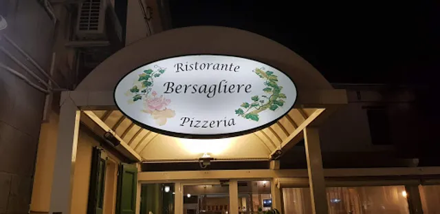 𝗥𝗶𝘀𝘁𝗼𝗿𝗮𝗻𝘁𝗲 𝗕𝗲𝗿𝘀𝗮𝗴𝗹𝗶𝗲𝗿𝗲 𝗖𝗮𝘀𝗮𝗹𝗲𝗰𝗰𝗵𝗶𝗼