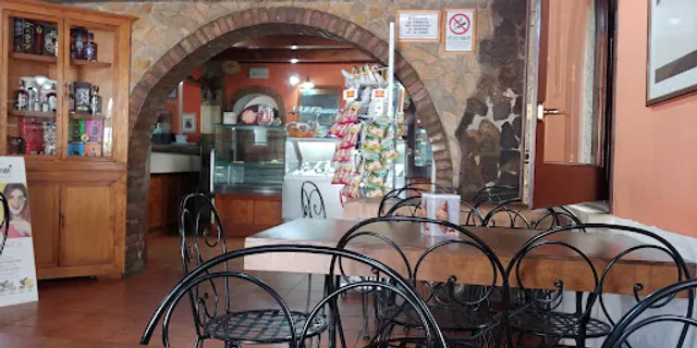 Tre Monti Osteria Bar Tabacchi B&B