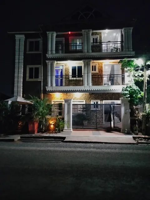 Terra Santa Lodgings & Restaurants