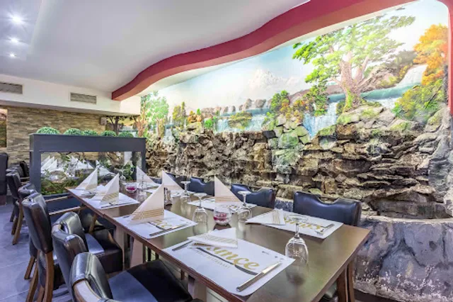 ÇÖMÇE Holzkohle Restaurant Kleve