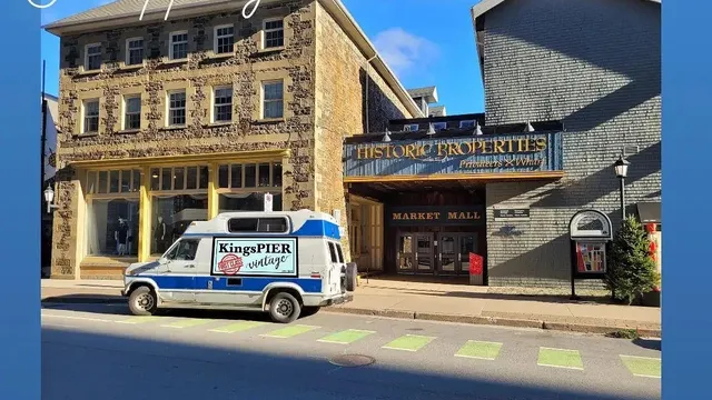 KingsPIER Curated Collections