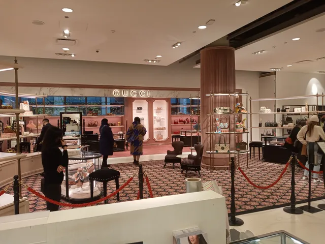 Gucci - Nordstrom Chicago