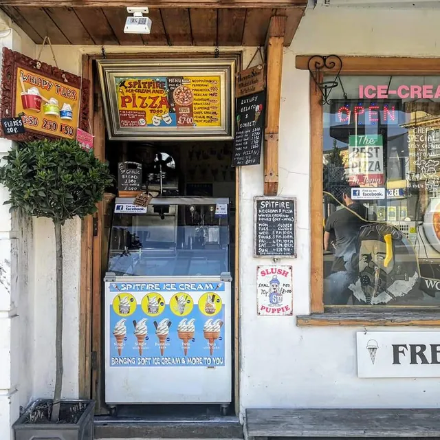 Spitfire Ice Cream & Pizza Woolston