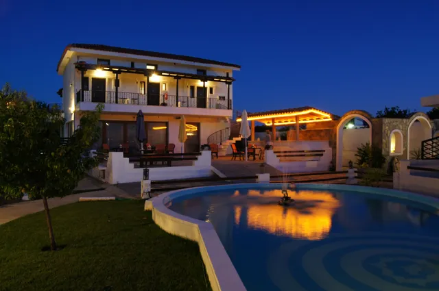 SKIATHOS HOLIDAY HOUSE