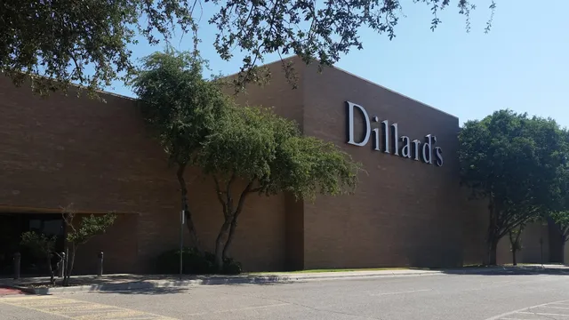 Dillard's
